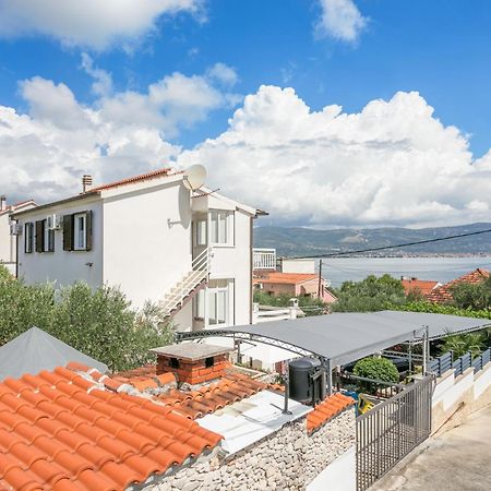 Apartments By The Sea Slatine, Ciovo - 6000 Luaran gambar