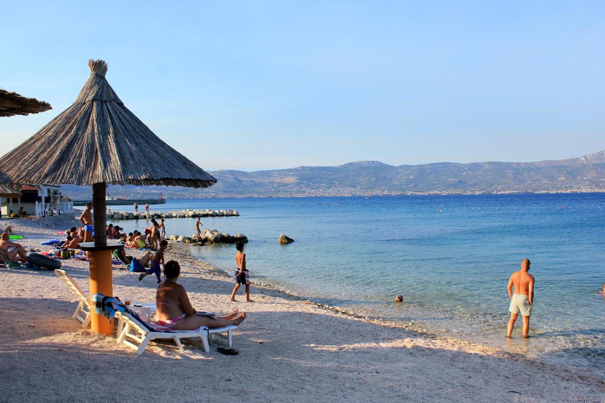 Apartments By The Sea Slatine, Ciovo - 6000 Luaran gambar