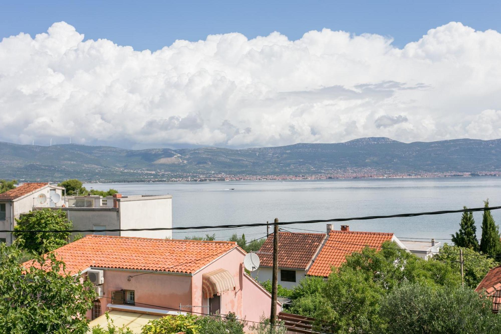 Apartments By The Sea Slatine, Ciovo - 6000 Luaran gambar